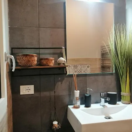 Oda ve Kahvaltı Domus 65 Aragona