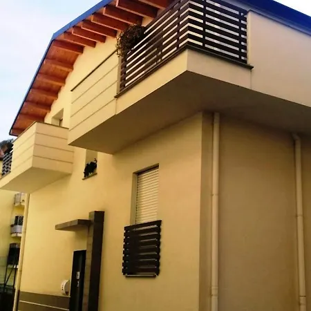 Domus 65 Bed and breakfast Aragona