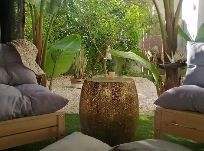 Couette-café Domus 65